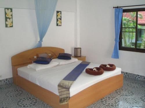 One-Bedroom Bungalow