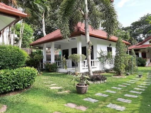 One-Bedroom Bungalow