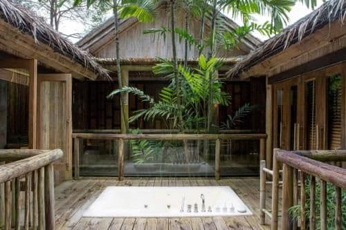 Five Bedroom Superior Villa Beachfront with Private Pool