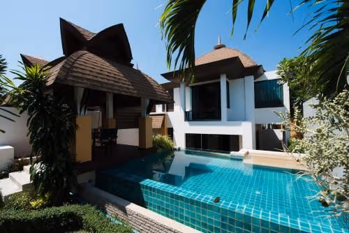 Pool Villa with Beach Front