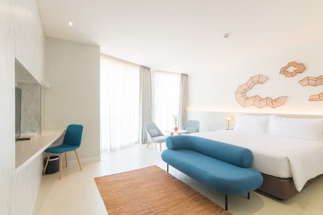 Corner Suite