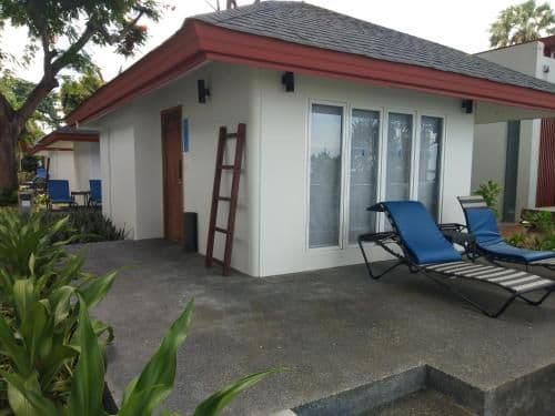 VILLA BEACH FRONT