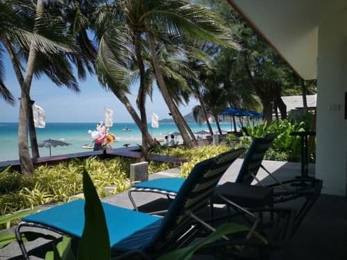 VILLA BEACH FRONT