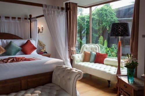 Grand Sunset Suite Pool Villa