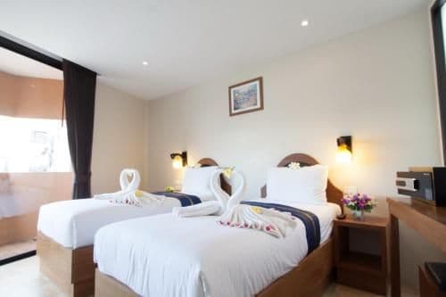 Triple Room with Private Bathroom
