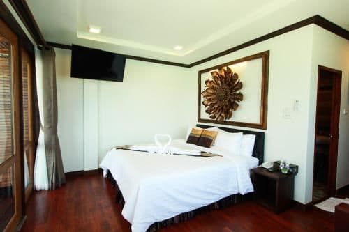 Deluxe Double Room with Balcony and Sea View
