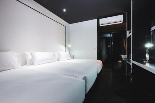Deluxe Triple ( No Bathtub )