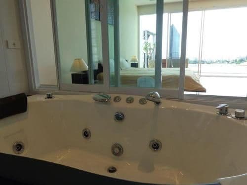 Two-Bedroom Apartment - Seaview