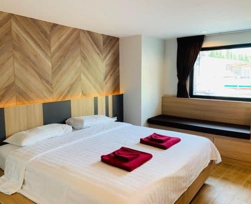 Deluxe King Room