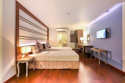 Deluxe King room with Bathtub - No view