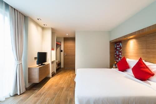 Deluxe Double or Twin Room