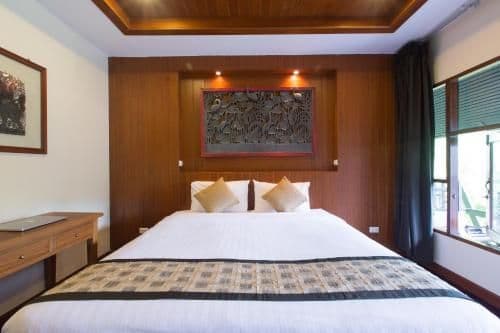 Three-Bedroom Villa with Sea View