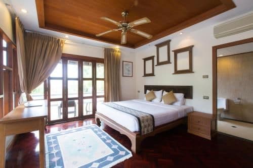 Three-Bedroom Villa with Sea View