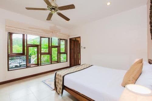 Three-Bedroom Villa with Sea View