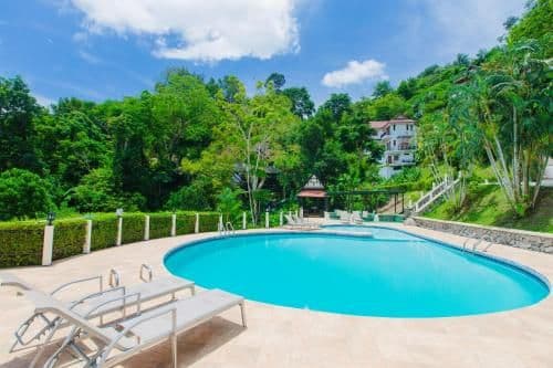 Three-Bedroom Villa with Sea View