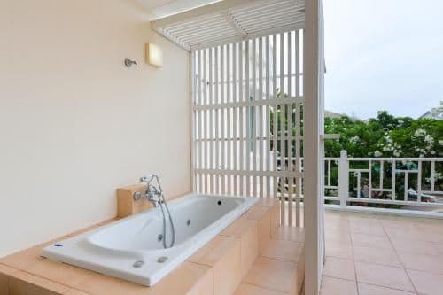 Two-Bedroom Apartment with Pool View (No in Room Wifi)