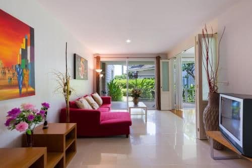 Two-Bedroom Apartment with Pool View (No in Room Wifi)
