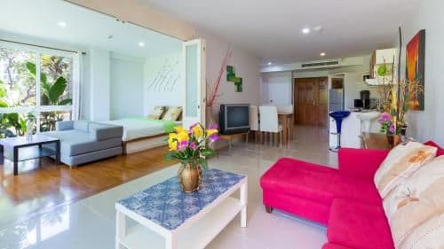 Two-Bedroom Apartment with Pool View (No in Room Wifi)