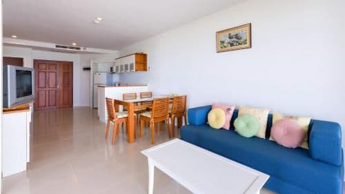 Two-Bedroom Apartment with Sea View (No in Room Wifi)