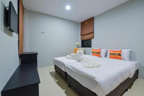 Standard Twin Room