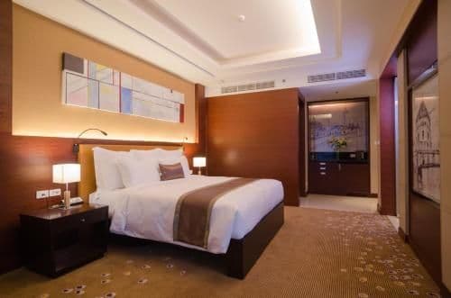 Premier Suite