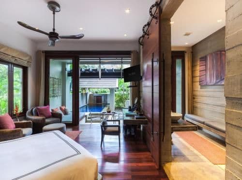 Private Pool Suite