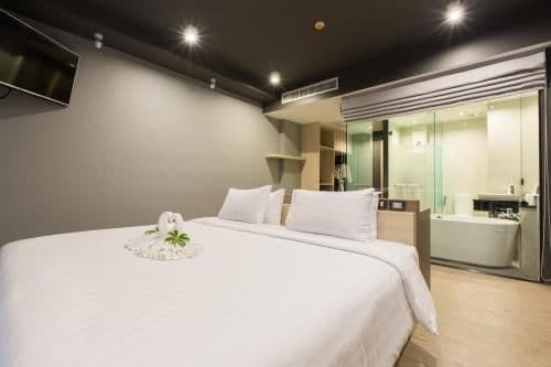 Grand Deluxe Double or Twin Room