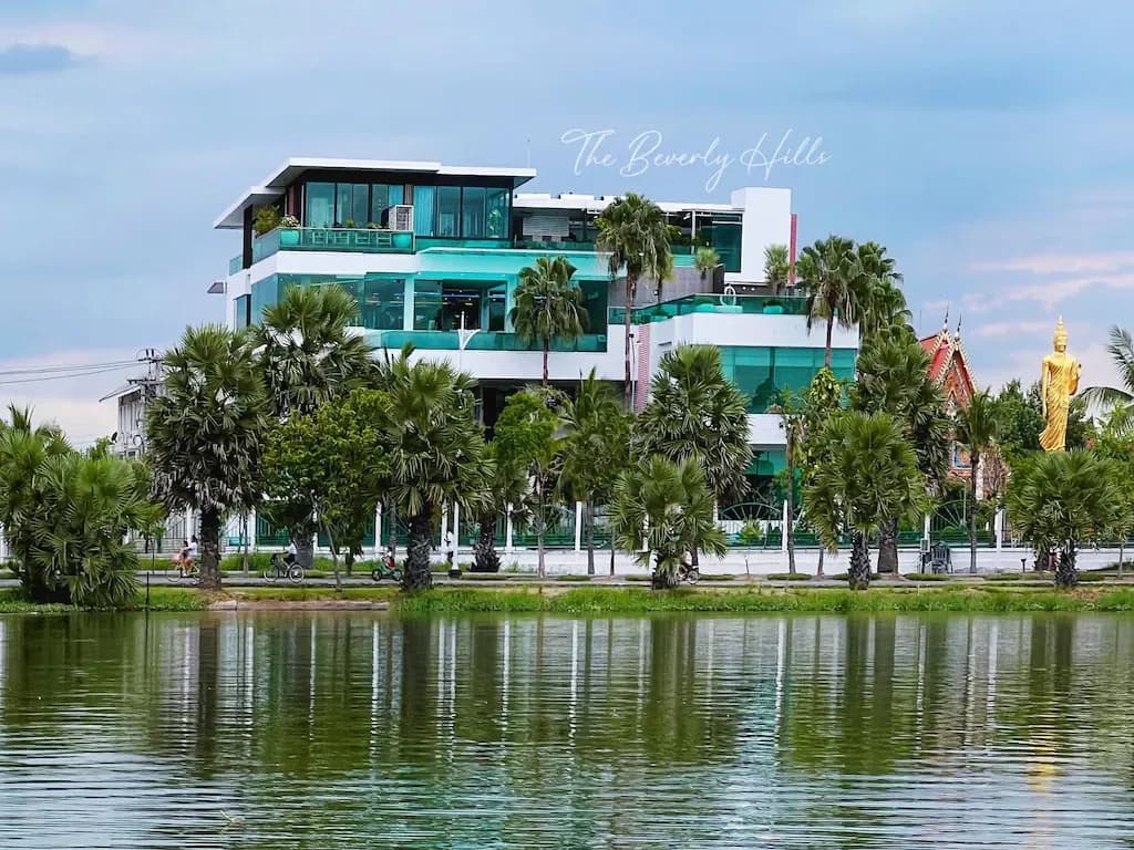 โรงแรมเดอะ เบเวอร์รี่ ฮิลล์