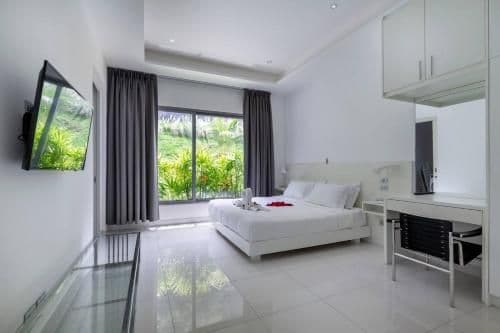Three-Bedroom Sky Dream Penthouse