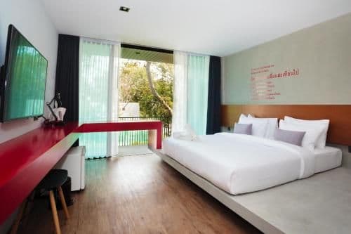 Deluxe Suite