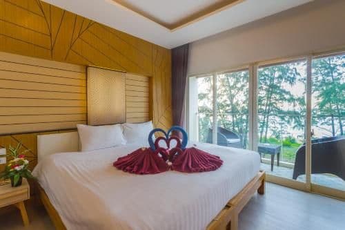 Deluxe Double or Twin Room with Sea View