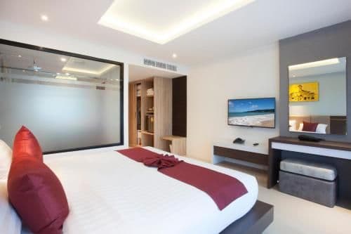 Deluxe Double Room with Pool Access