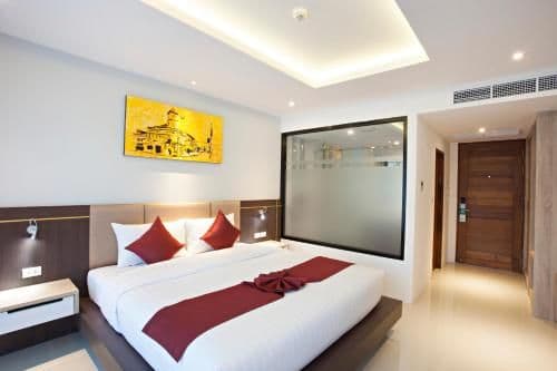 Deluxe Double Room with Pool Access