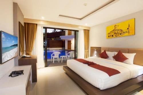 Deluxe Double Room with Pool Access