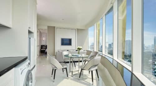 Grande Corner Suite