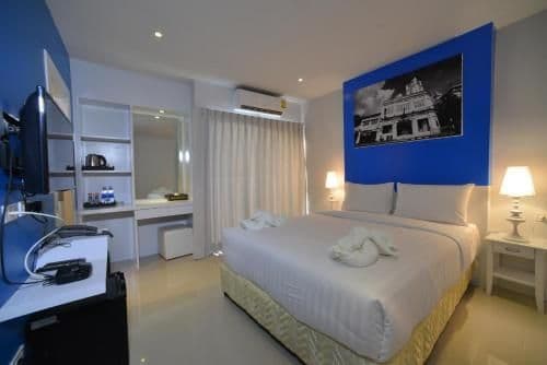 Deluxe Double or Twin Room