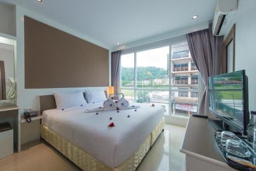 Deluxe Double or Twin Room