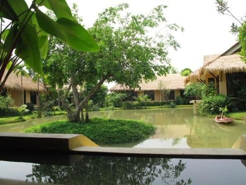 Deluxe Villa with Lagoon View