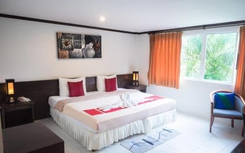 Deluxe Double or Twin Room