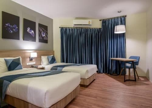 Standard Twin Room