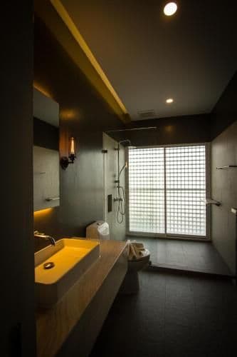 Deluxe Suite with Sea View