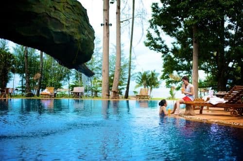 Deluxe Double Room with Pool View