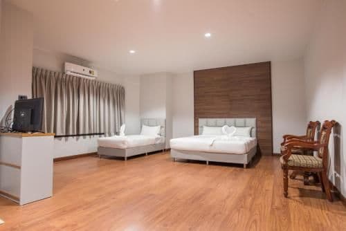 Triple Room with Private Bathroom