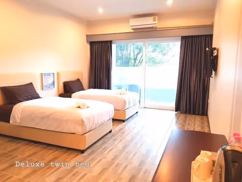 Deluxe Twin Room