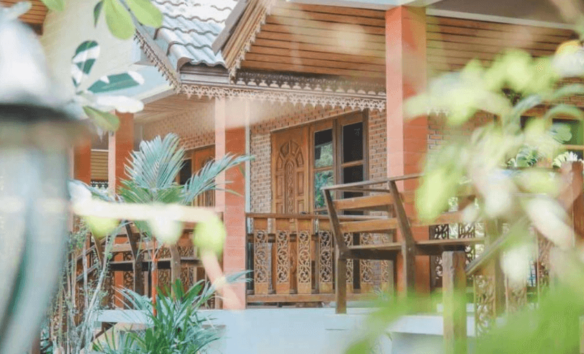 แหลมสิงห์ ป้าชบา รีสอร์ท