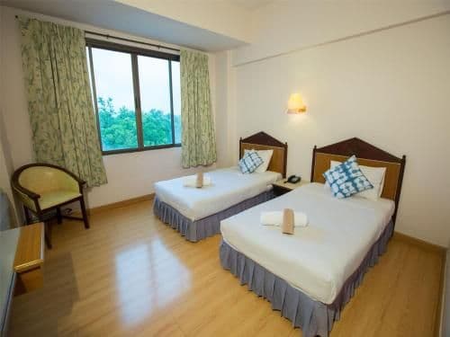 Standard Twin Room