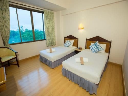 Standard Twin Room