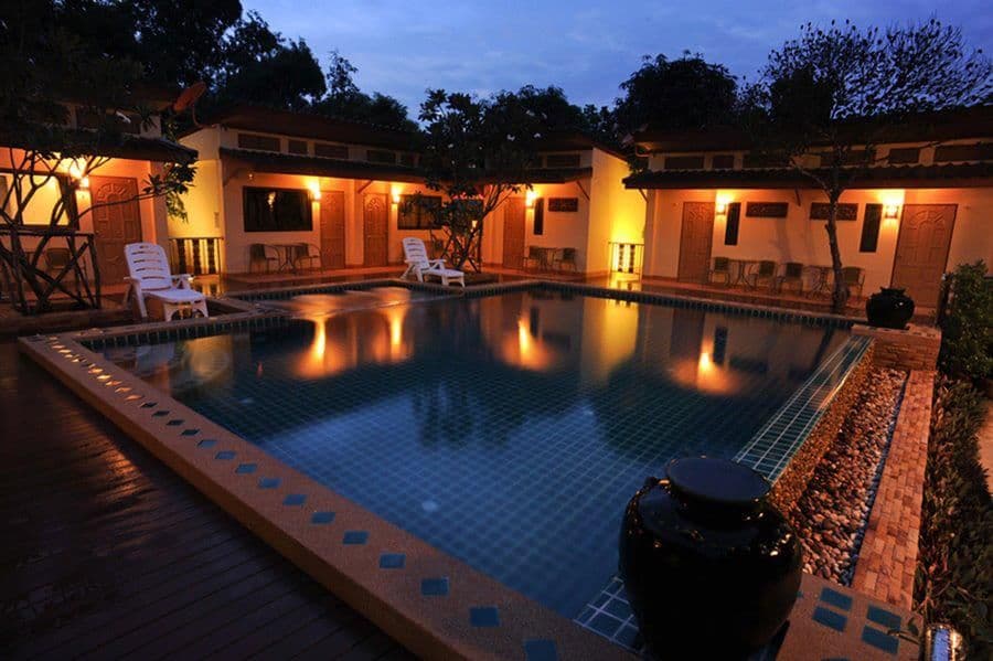 Baan Ing Nam Resort