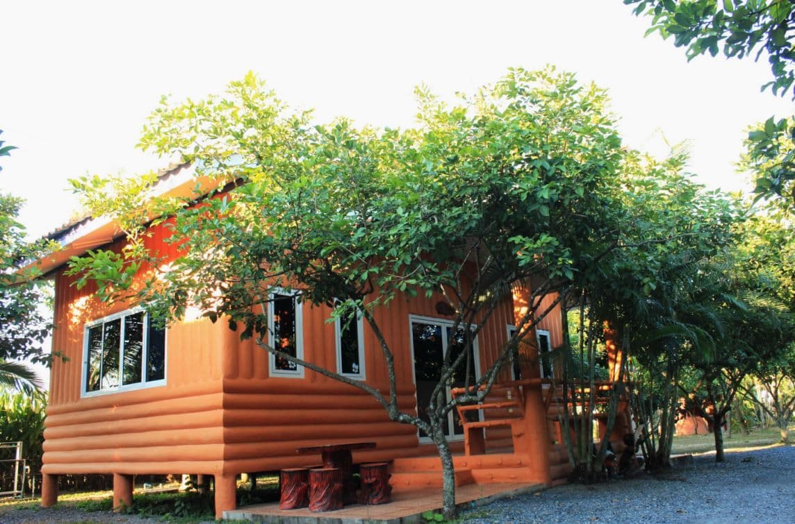 บ้านสวนลุงยศ รีสอร์ท