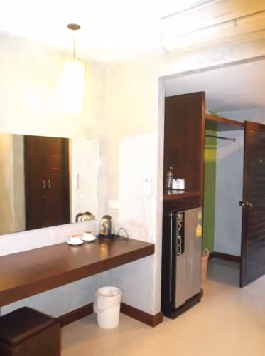Deluxe Twin Room (Building)